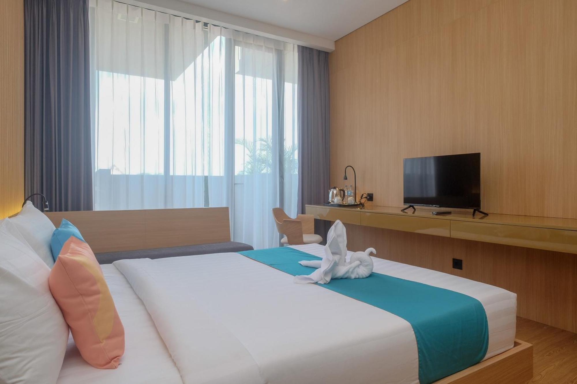 Sans Hotel Rg Living Jogja By Reddoorz Pakualaman Exterior foto